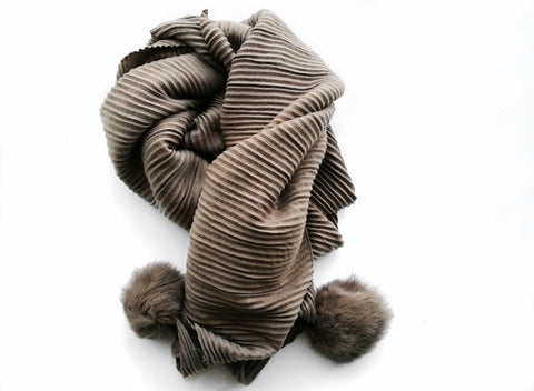 Wool Mix Ribbed scarf with Fur Pom Pom